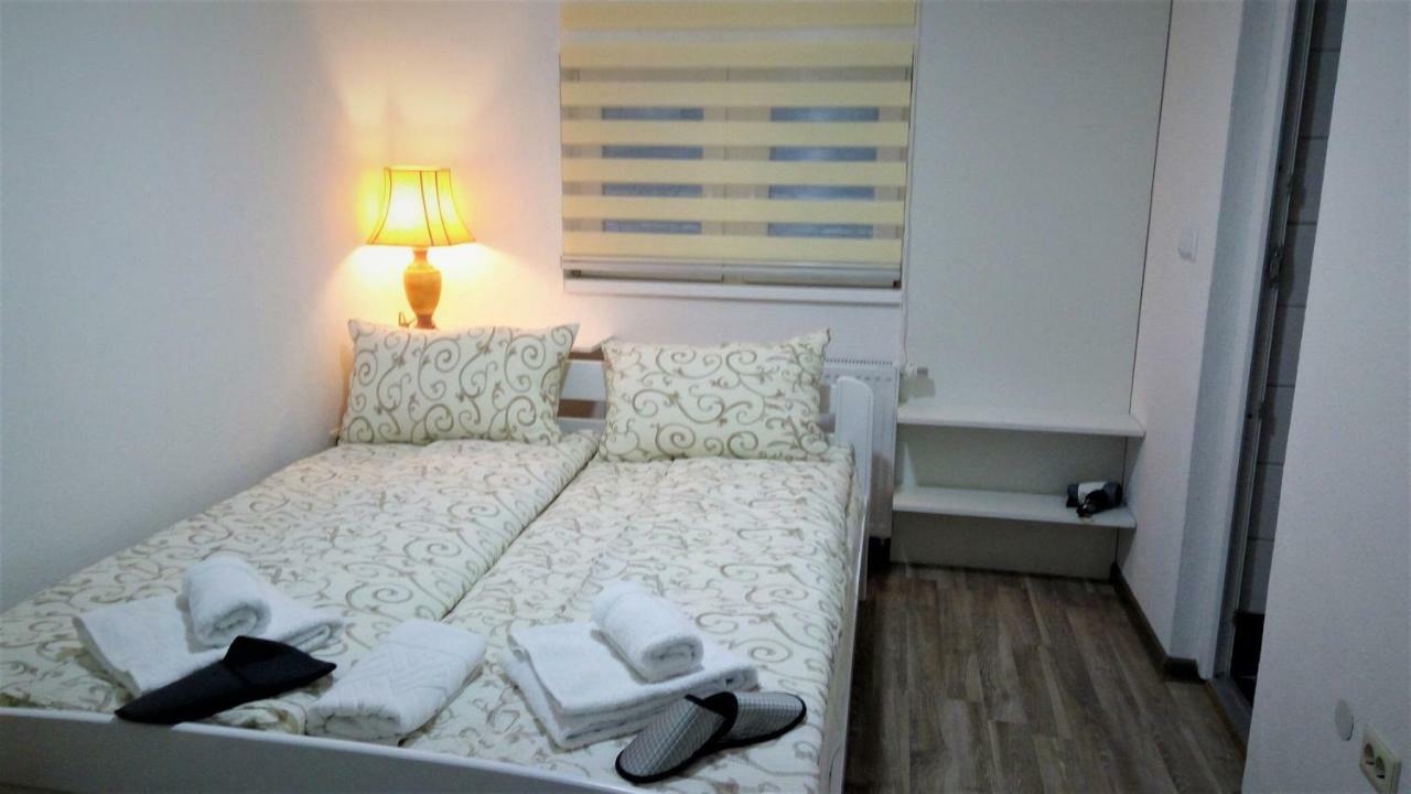Apartments&Rooms Mido Visoko Exterior foto