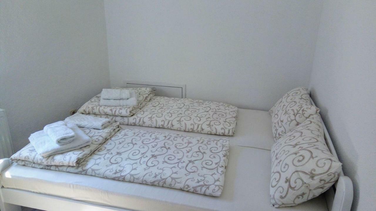 Apartments&Rooms Mido Visoko Exterior foto